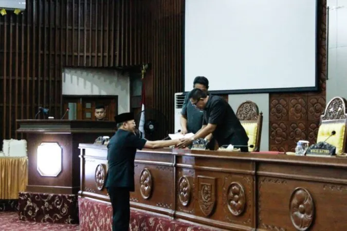 Gubernur Rohidin Sampaikan Nota Penjelasan Raperda Pertanggungjawaban Pelaksanaan APBD Provinsi Bengkulu 2023